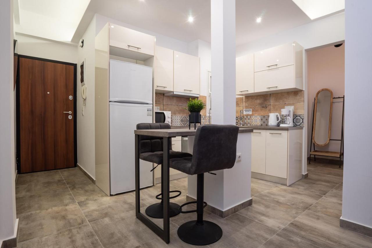 Black Pearl Apt In Koukaki Αθήνα Εξωτερικό φωτογραφία